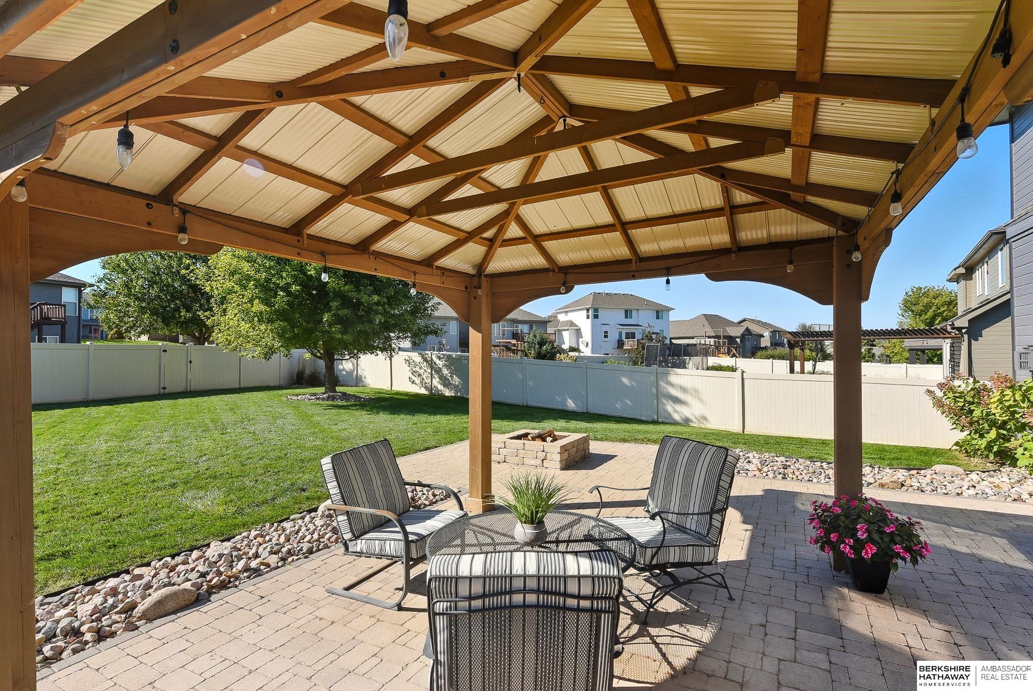 Gretna, Nebraska 68028, United States, 5 Bedrooms Bedrooms, ,3 BathroomsBathrooms,Residential,Active,232366