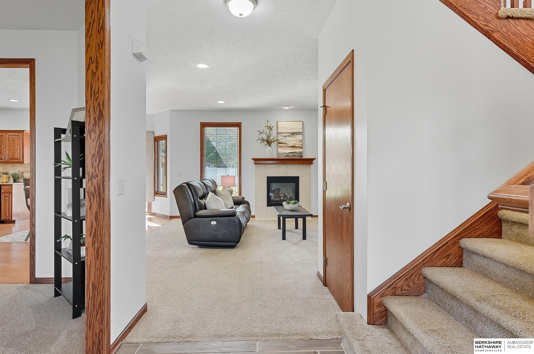 Gretna, Nebraska 68028, United States, 5 Bedrooms Bedrooms, ,3 BathroomsBathrooms,Residential,Active,232366