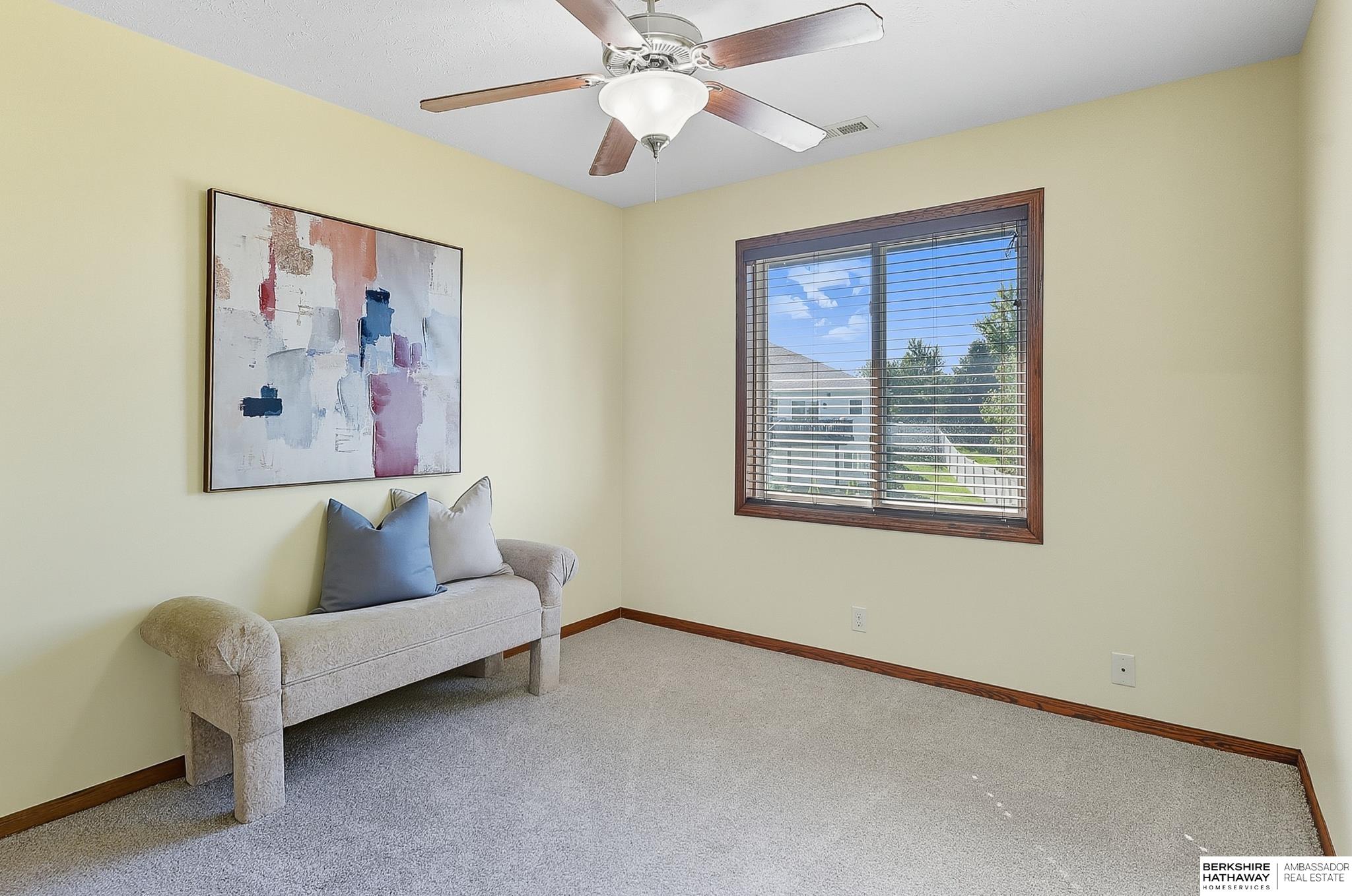 Gretna, Nebraska 68028, United States, 5 Bedrooms Bedrooms, ,3 BathroomsBathrooms,Residential,Active,232366