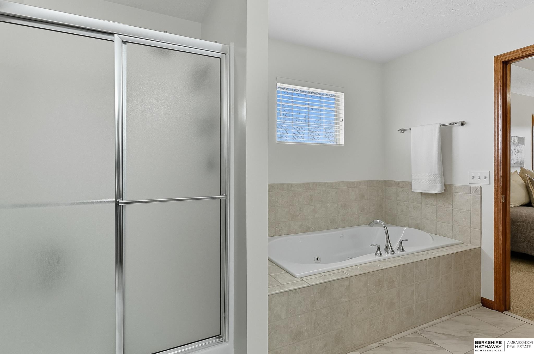 Gretna, Nebraska 68028, United States, 5 Bedrooms Bedrooms, ,3 BathroomsBathrooms,Residential,Active,232366