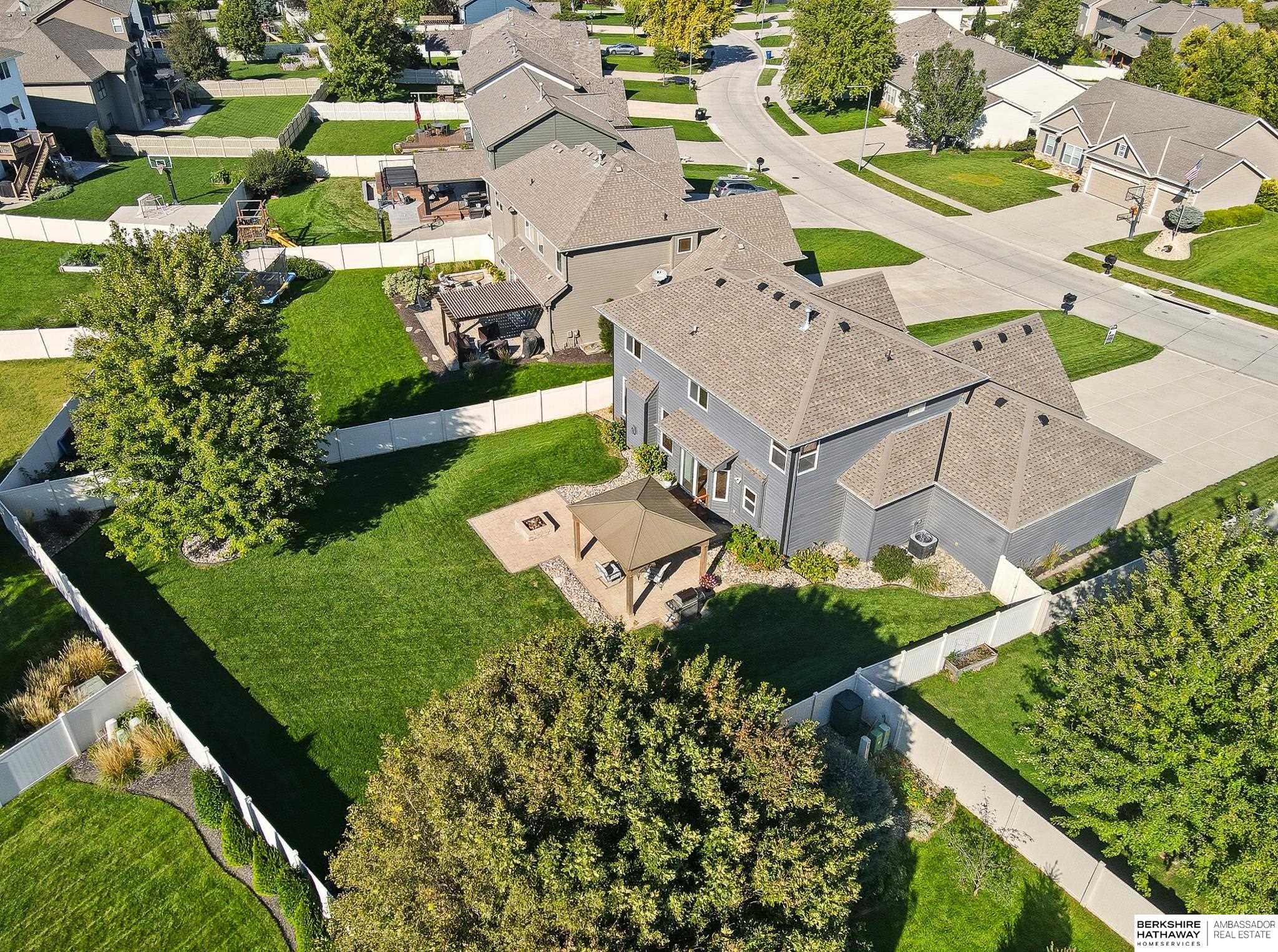 Gretna, Nebraska 68028, United States, 5 Bedrooms Bedrooms, ,3 BathroomsBathrooms,Residential,Active,232366