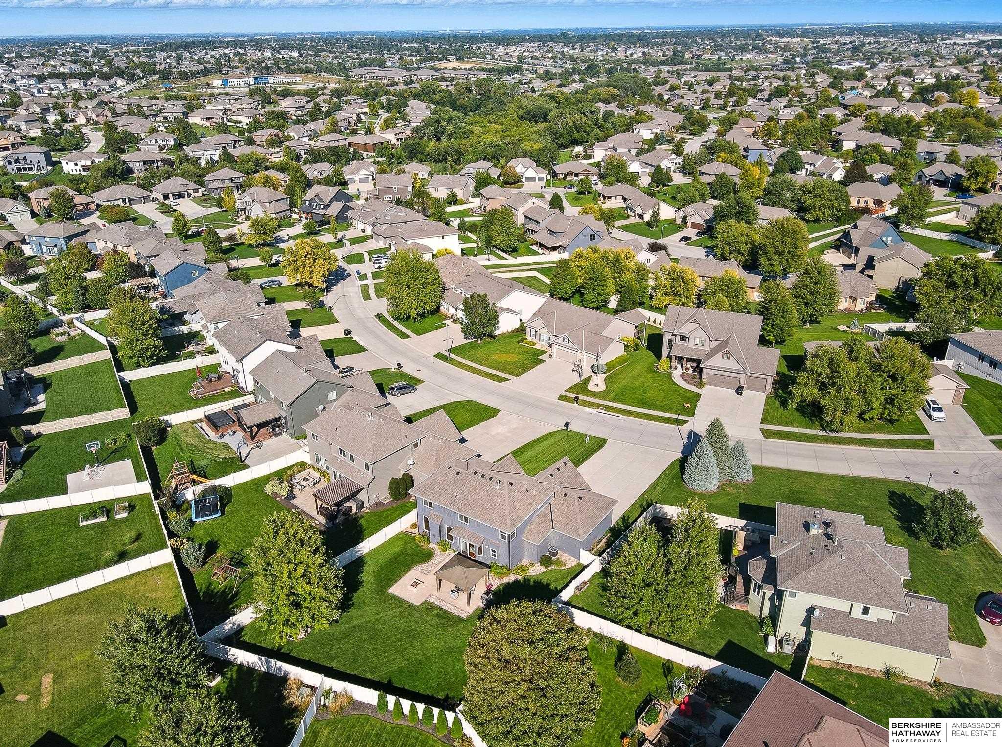 Gretna, Nebraska 68028, United States, 5 Bedrooms Bedrooms, ,3 BathroomsBathrooms,Residential,Active,232366