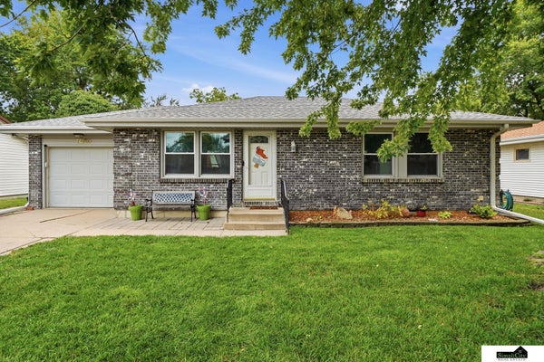 14120 GUILDFORD ST, WAVERLY, NE 68462 - Image cde7a4d20dc5257b7d459edfc0ef34ea/410090147