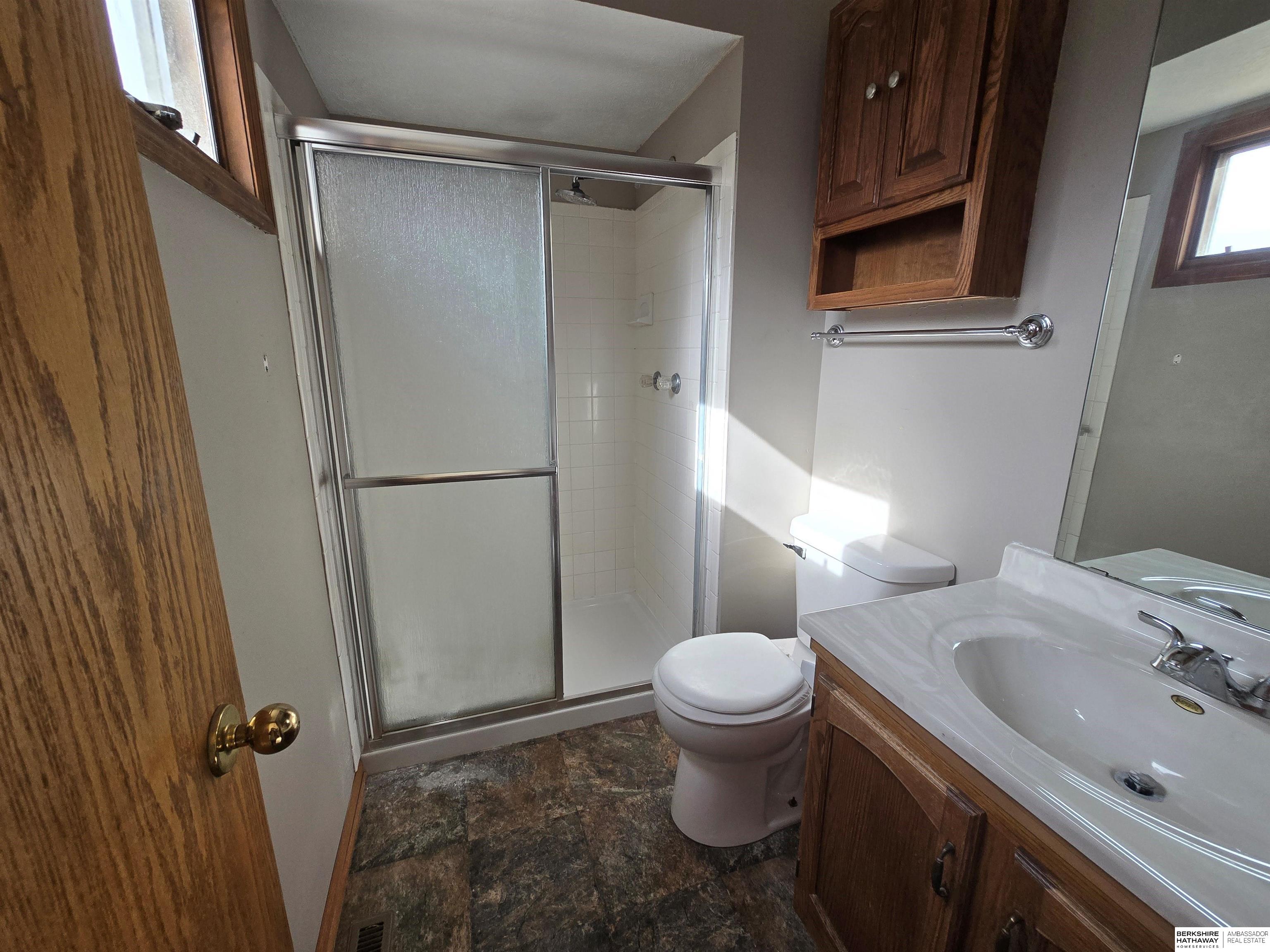 Omaha, Nebraska 68144, United States, 3 Bedrooms Bedrooms, ,2 BathroomsBathrooms,Residential,Active,38338