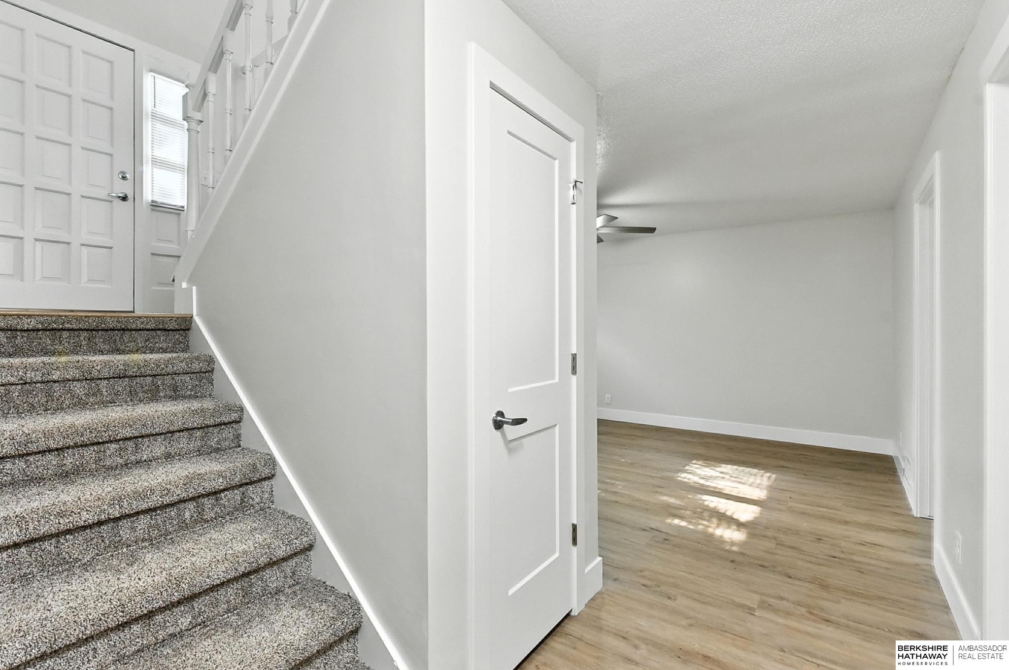 Lincoln, Nebraska 68510, United States, 4 Bedrooms Bedrooms, ,2 BathroomsBathrooms,Residential,Active,235448