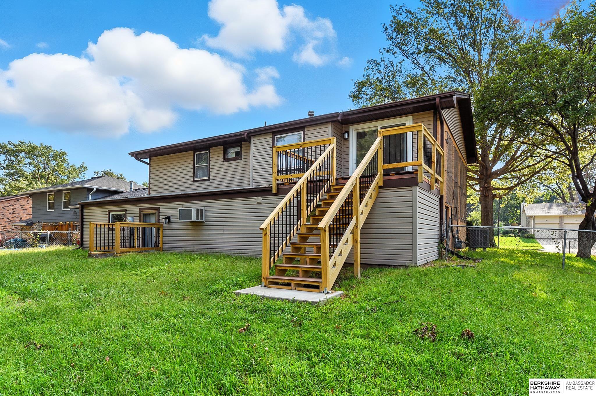 Lincoln, Nebraska 68510, United States, 4 Bedrooms Bedrooms, ,2 BathroomsBathrooms,Residential,Active,235448