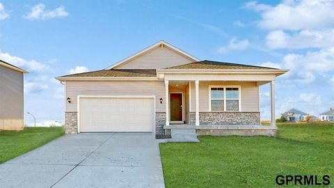 Photo of 5406 Fenwick Street, Bellevue, NE 68133 (MLS # 22531263)