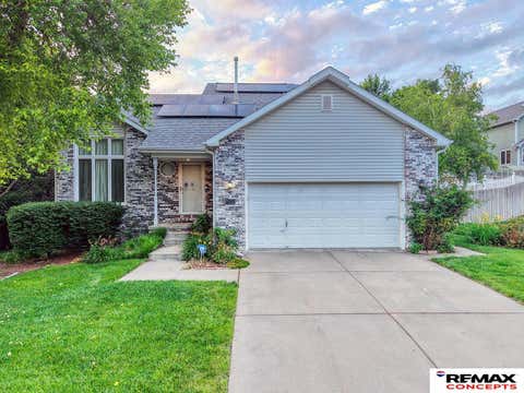 Photo of 7432 Grand Oaks Drive, Lincoln, NE 68516 (MLS # 22620958)