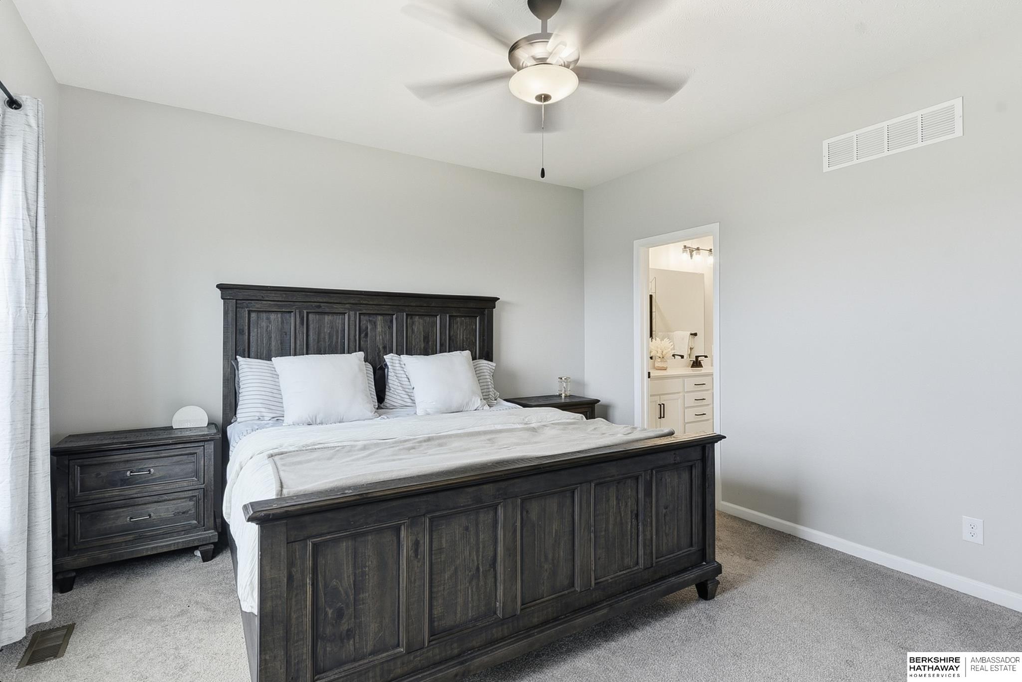 Bennington, Nebraska 68007, United States, 4 Bedrooms Bedrooms, ,2 BathroomsBathrooms,Residential,Active,247397