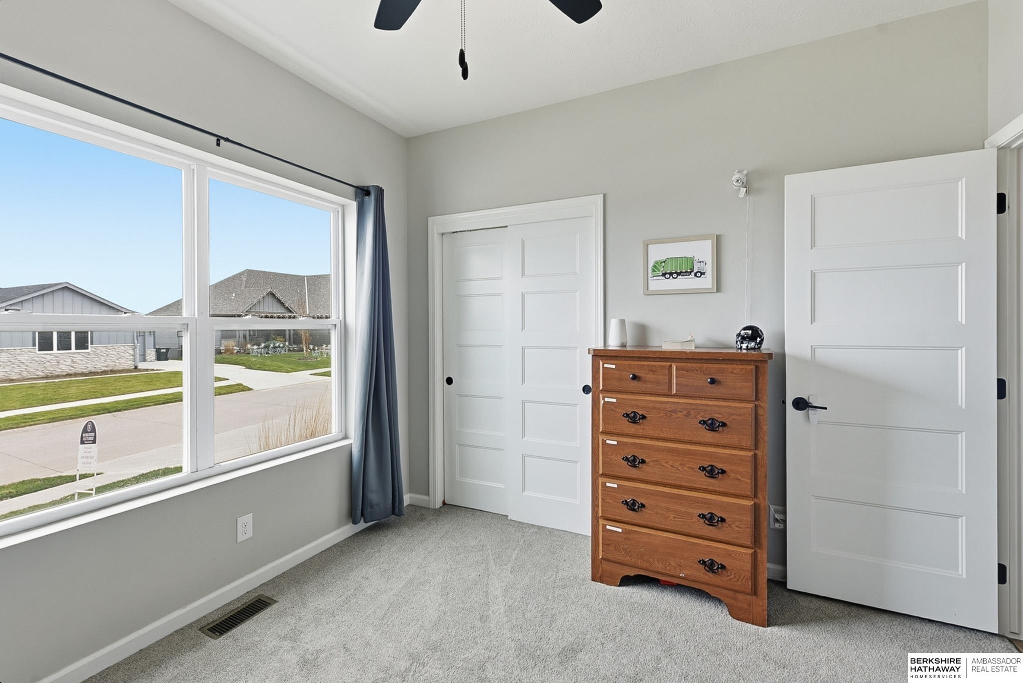 Bennington, Nebraska 68007, United States, 4 Bedrooms Bedrooms, ,2 BathroomsBathrooms,Residential,Active,247397