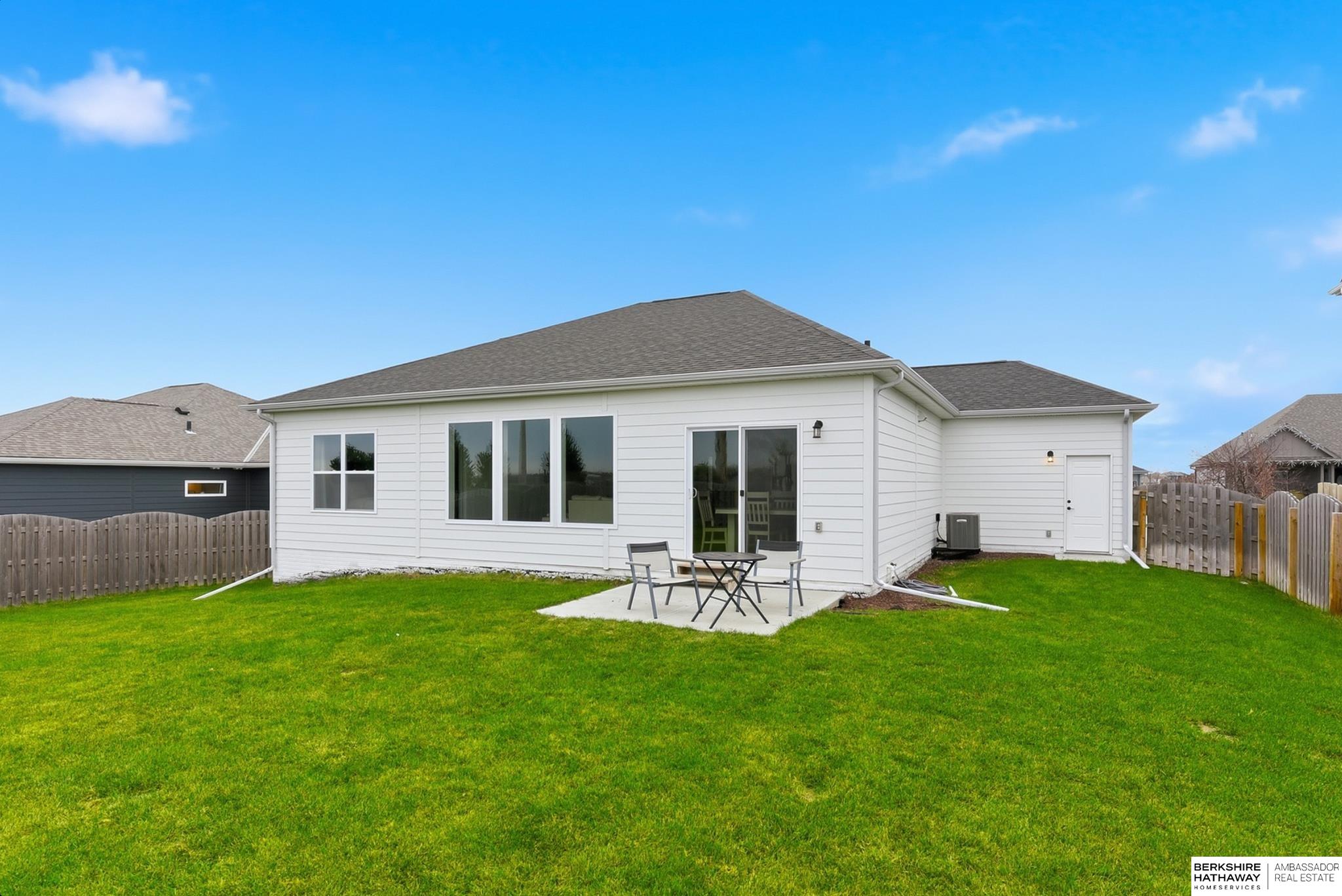 Bennington, Nebraska 68007, United States, 4 Bedrooms Bedrooms, ,2 BathroomsBathrooms,Residential,Active,247397