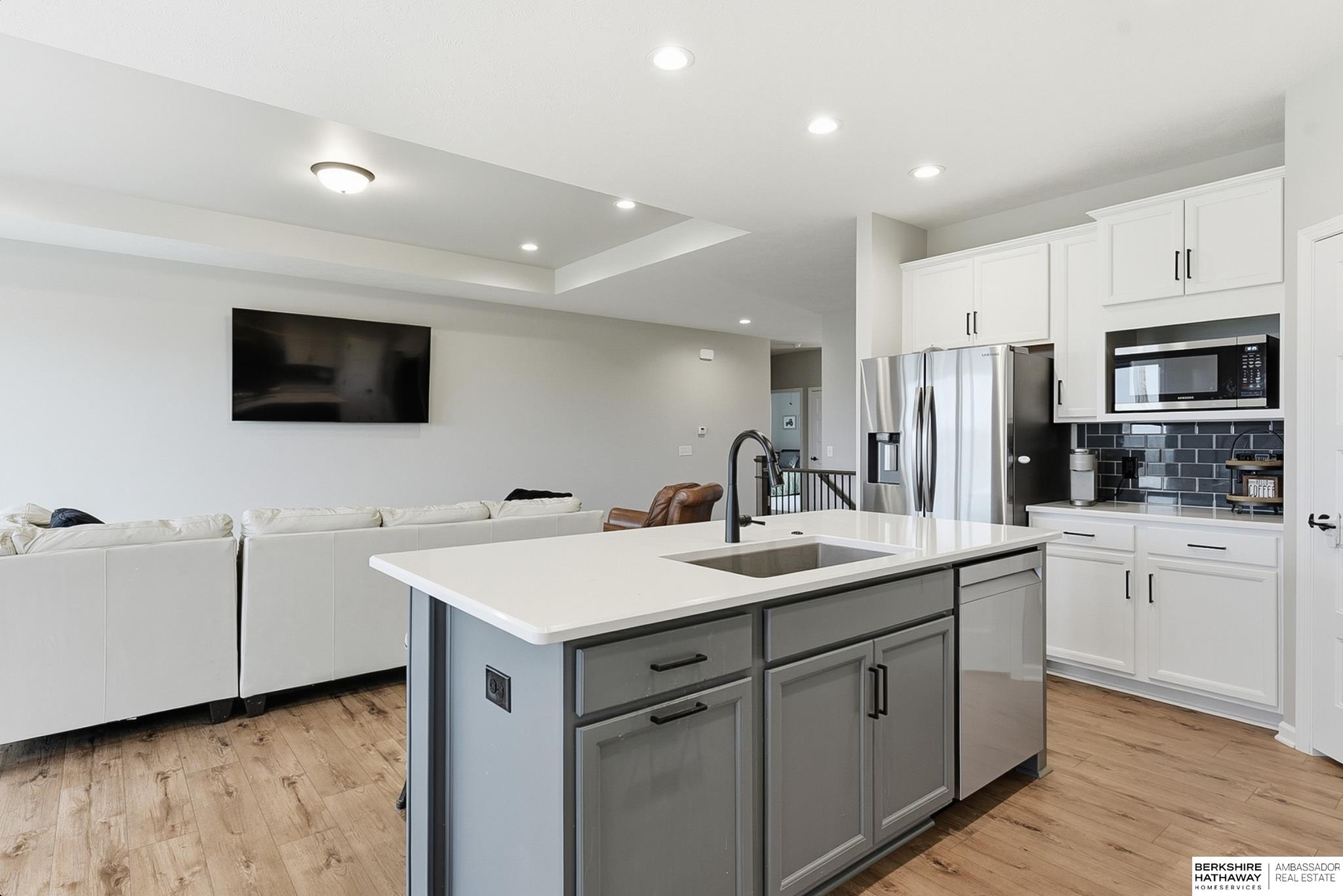 Bennington, Nebraska 68007, United States, 4 Bedrooms Bedrooms, ,2 BathroomsBathrooms,Residential,Active,247397