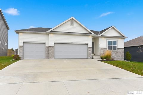 Photo of 8014 N 167th Avenue, Bennington, NE 68007 (MLS # 22533546)