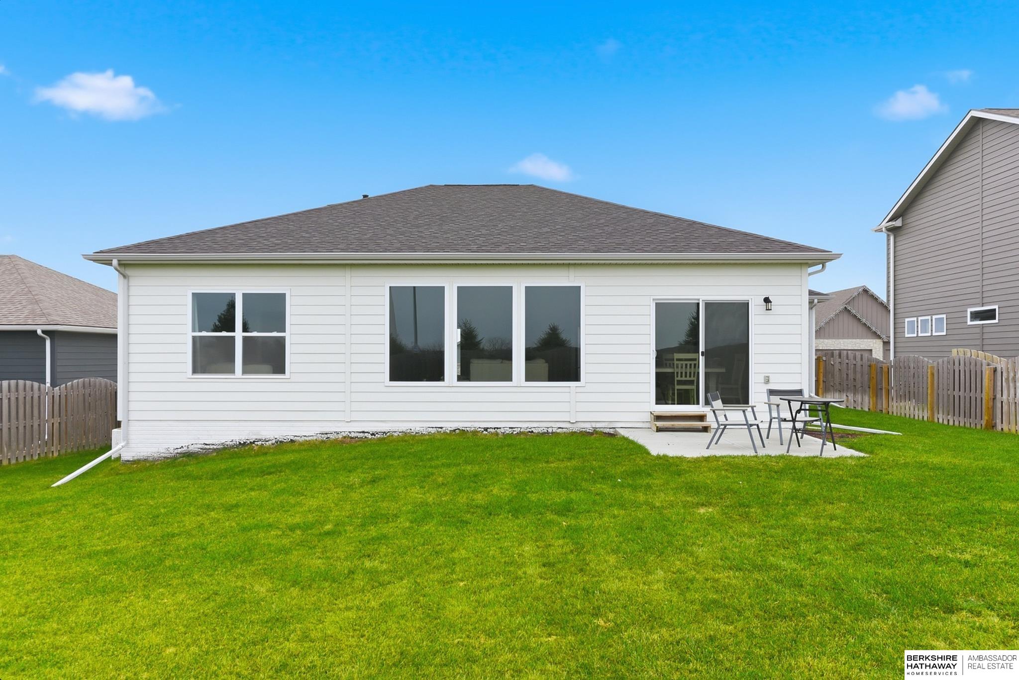 Bennington, Nebraska 68007, United States, 4 Bedrooms Bedrooms, ,2 BathroomsBathrooms,Residential,Active,247397