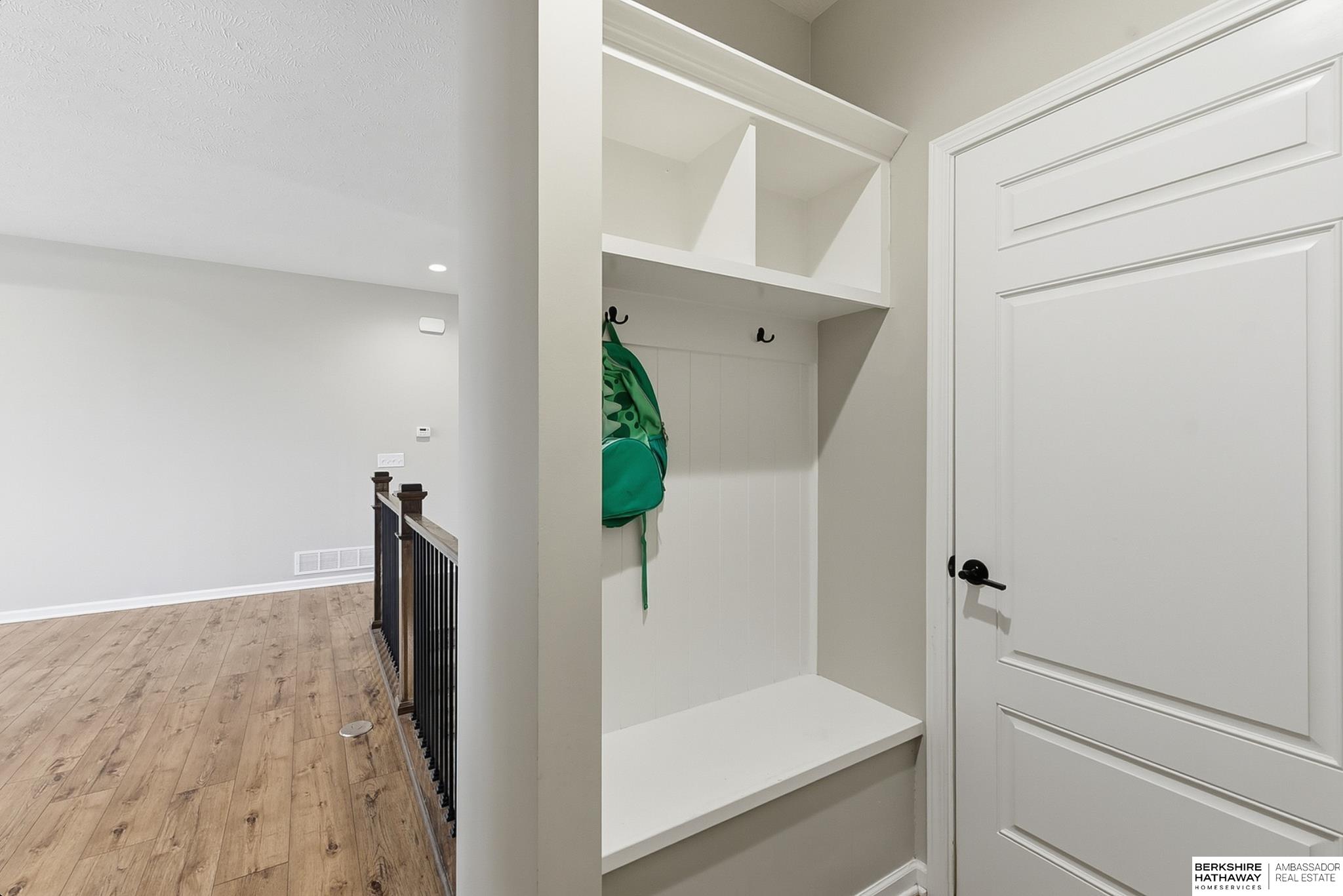 Bennington, Nebraska 68007, United States, 4 Bedrooms Bedrooms, ,2 BathroomsBathrooms,Residential,Active,247397