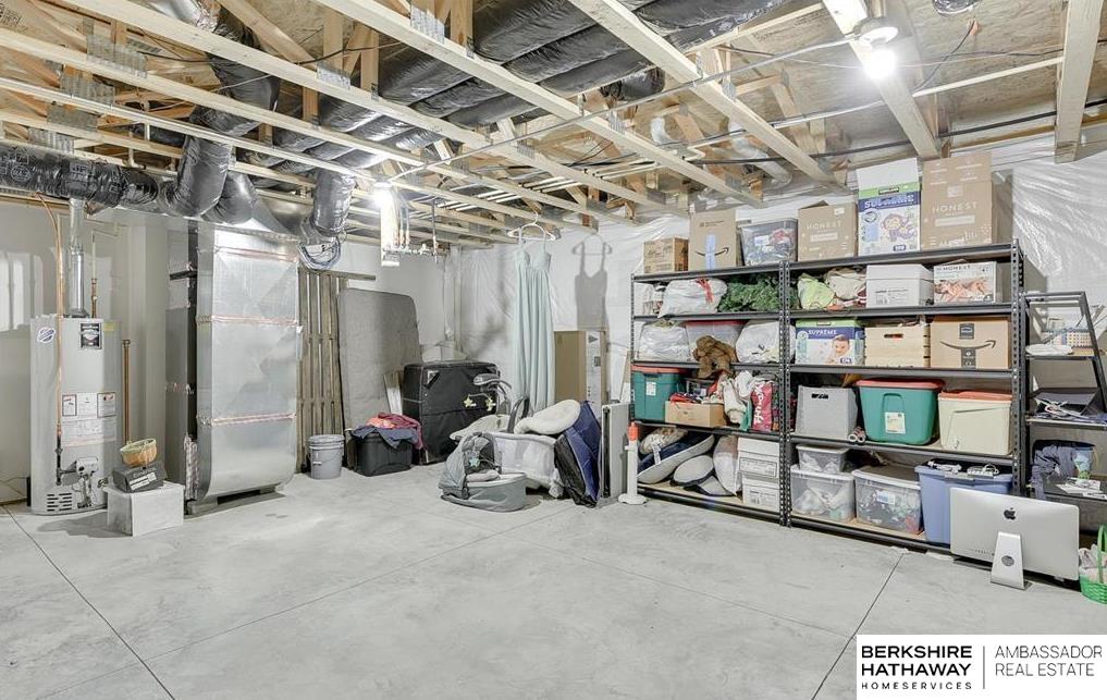 Bennington, Nebraska 68007, United States, 4 Bedrooms Bedrooms, ,2 BathroomsBathrooms,Residential,Active,247397