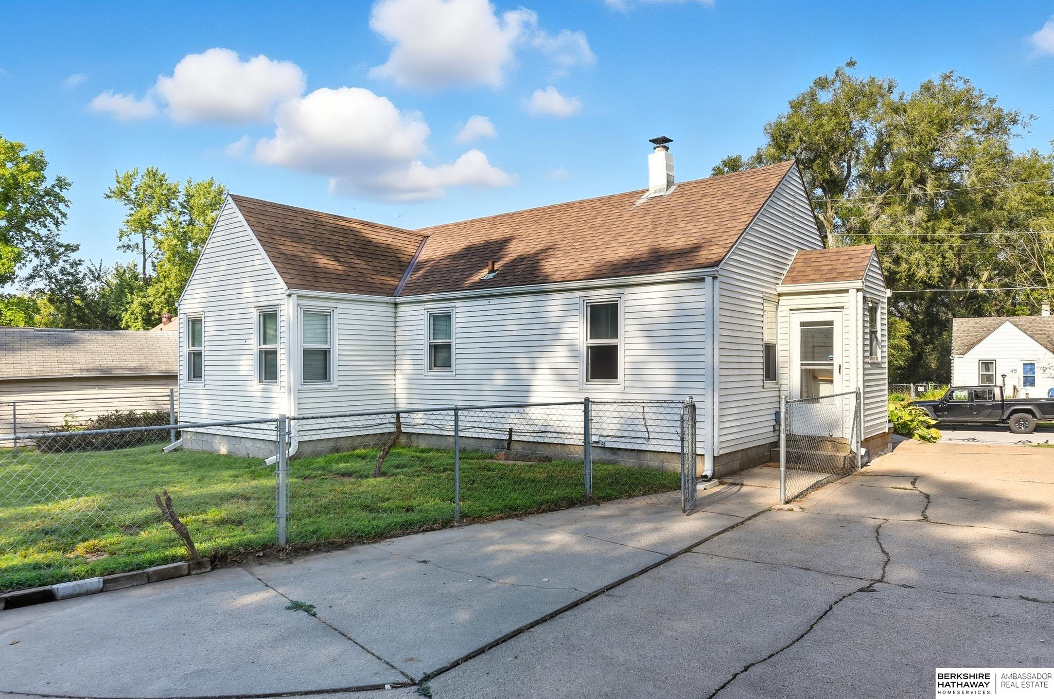 Bellevue, Nebraska 68005, United States, 2 Bedrooms Bedrooms, ,1 BathroomBathrooms,Residential,Active,234883