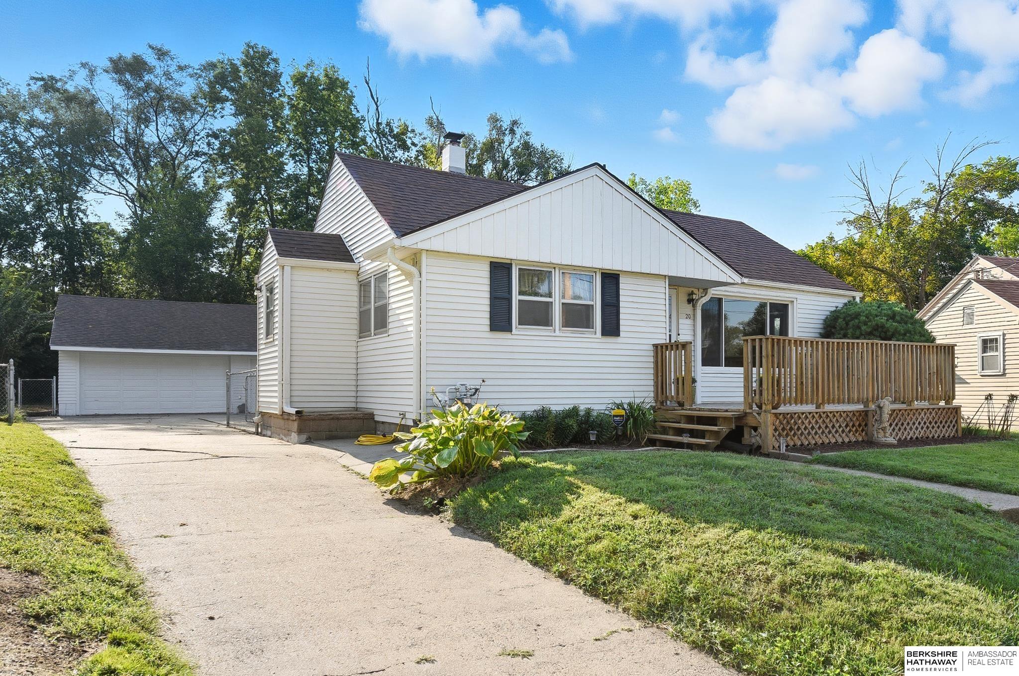 Bellevue, Nebraska 68005, United States, 2 Bedrooms Bedrooms, ,1 BathroomBathrooms,Residential,Active,234883