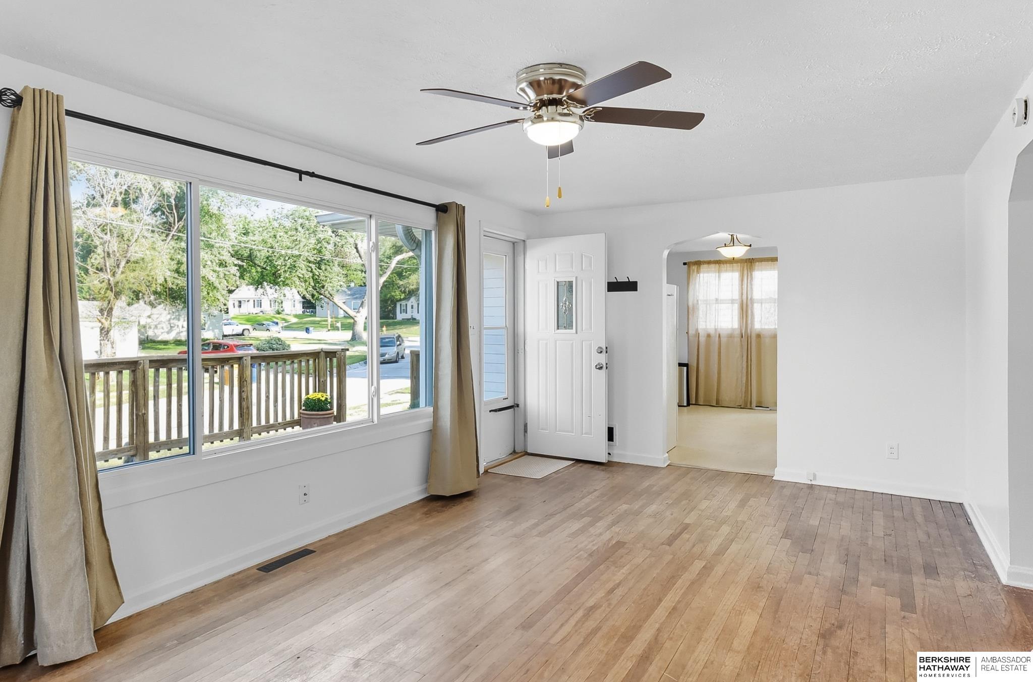 Bellevue, Nebraska 68005, United States, 2 Bedrooms Bedrooms, ,1 BathroomBathrooms,Residential,Active,234883