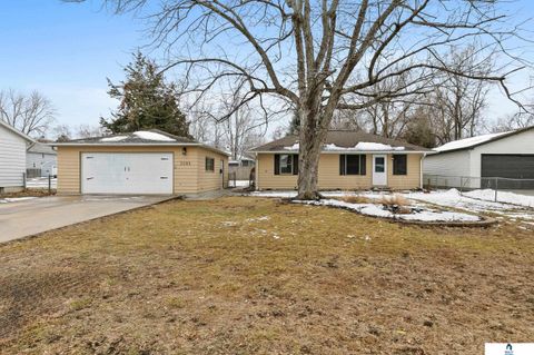 Photo of 3265 Center Street, Lincoln, NE 68503 (MLS # 22605010)