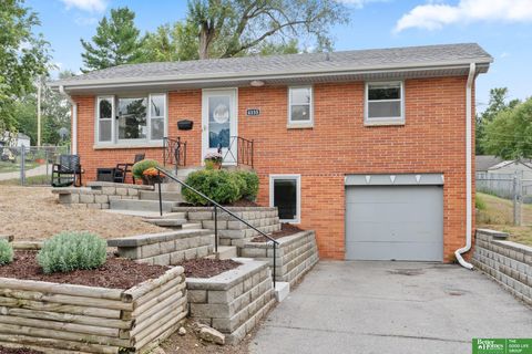 Photo of 6133 Hamilton Street, Omaha, NE 68132 (MLS # 22534471)