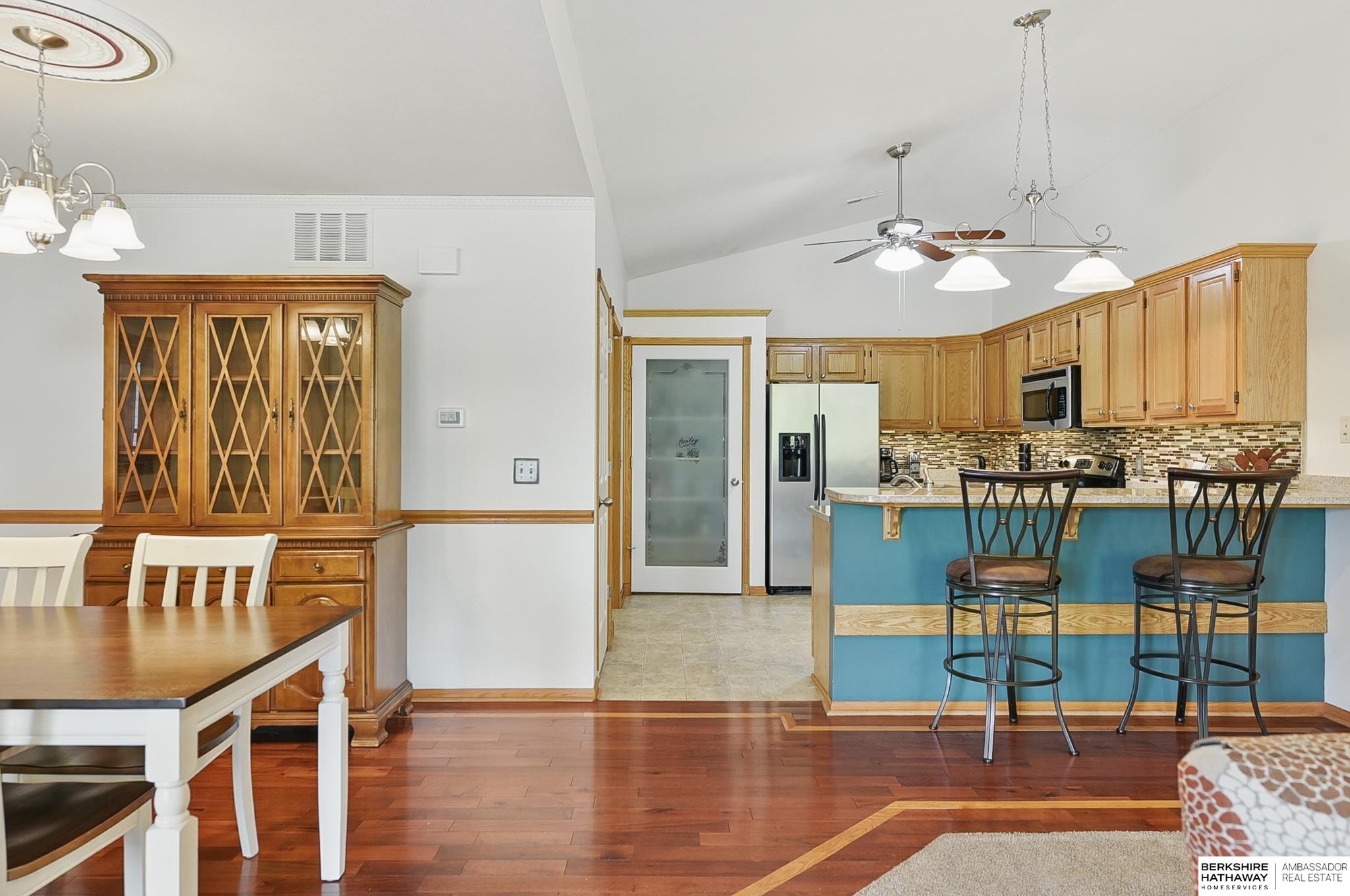 Bennington, Nebraska 68007, United States, 2 Bedrooms Bedrooms, ,2 BathroomsBathrooms,Residential,Active,188462