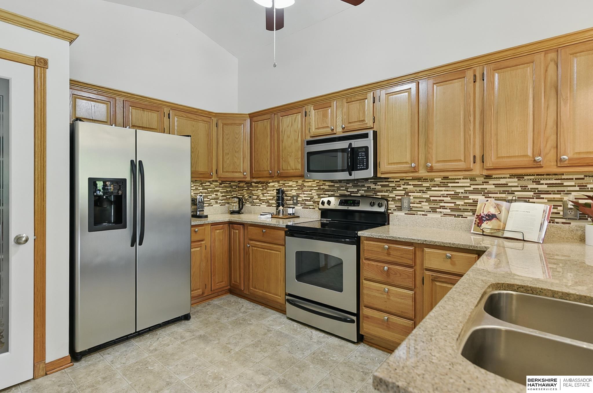 Bennington, Nebraska 68007, United States, 2 Bedrooms Bedrooms, ,2 BathroomsBathrooms,Residential,Active,188462