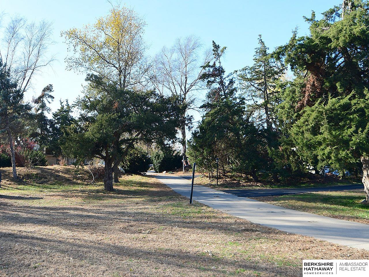 Waterloo, Nebraska 68069, United States, 4 Bedrooms Bedrooms, ,3 BathroomsBathrooms,Residential,Active,255318