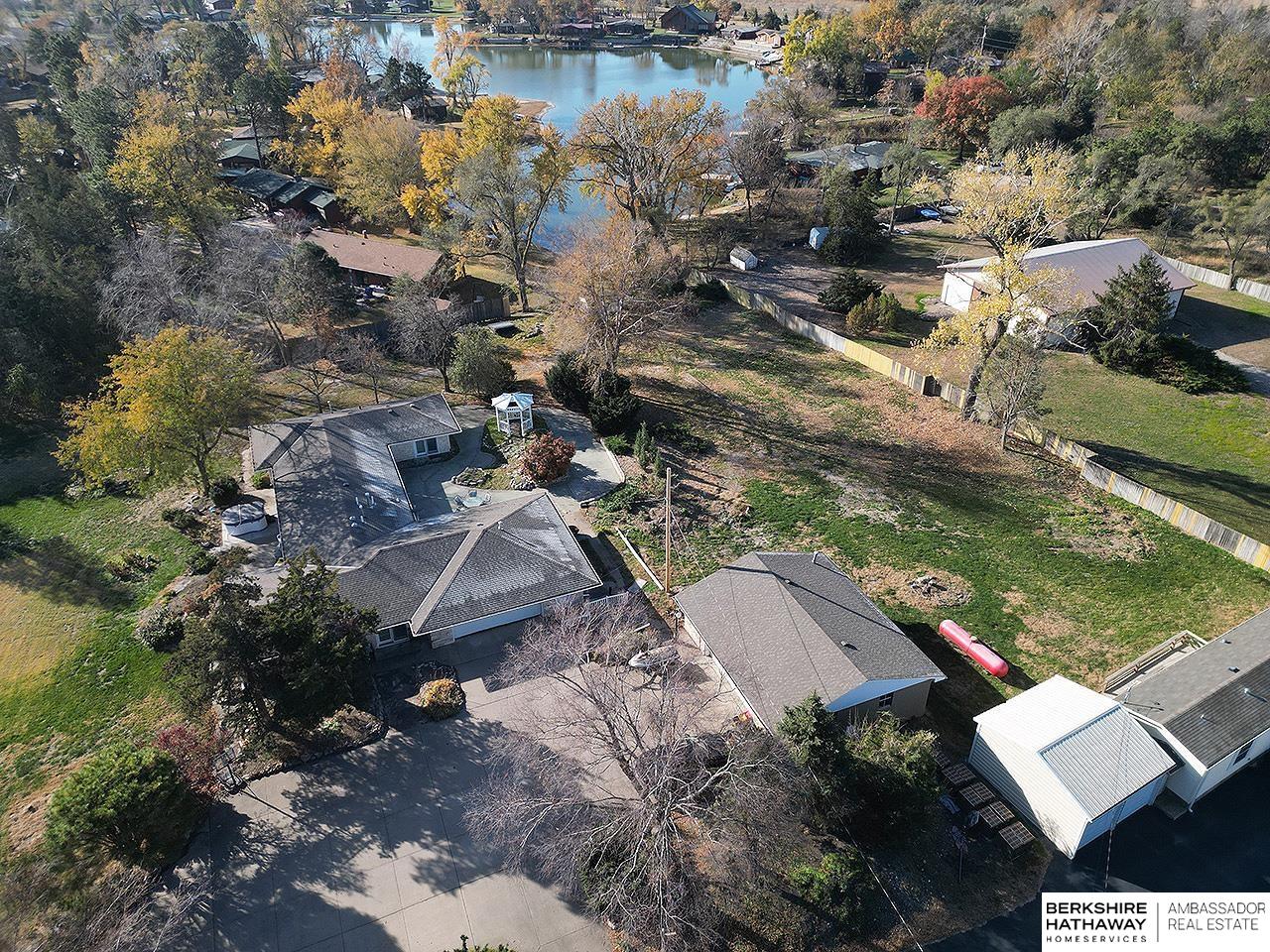 Waterloo, Nebraska 68069, United States, 4 Bedrooms Bedrooms, ,3 BathroomsBathrooms,Residential,Active,255318