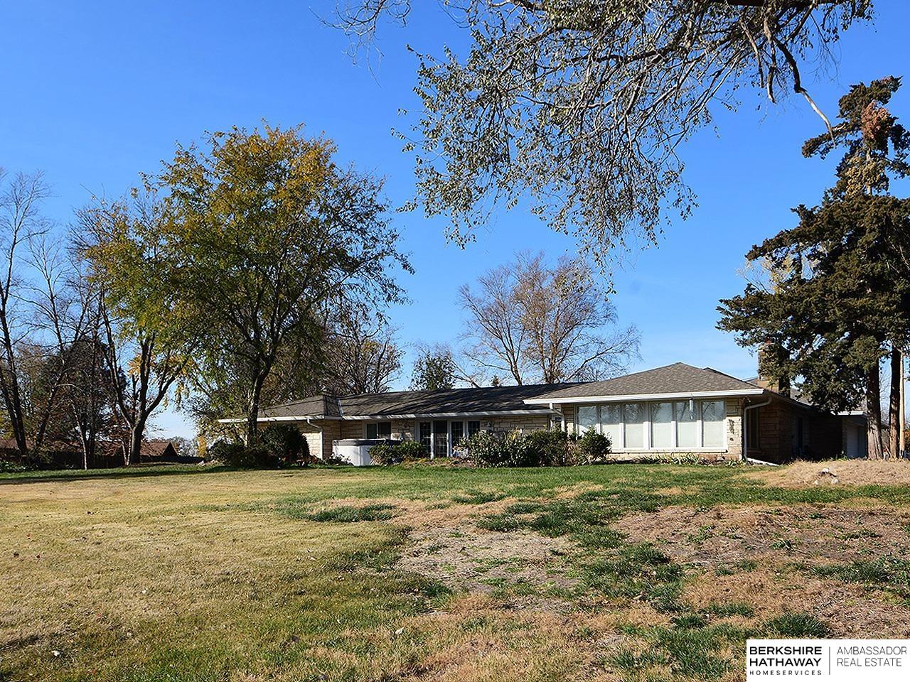 Waterloo, Nebraska 68069, United States, 4 Bedrooms Bedrooms, ,3 BathroomsBathrooms,Residential,Active,255318