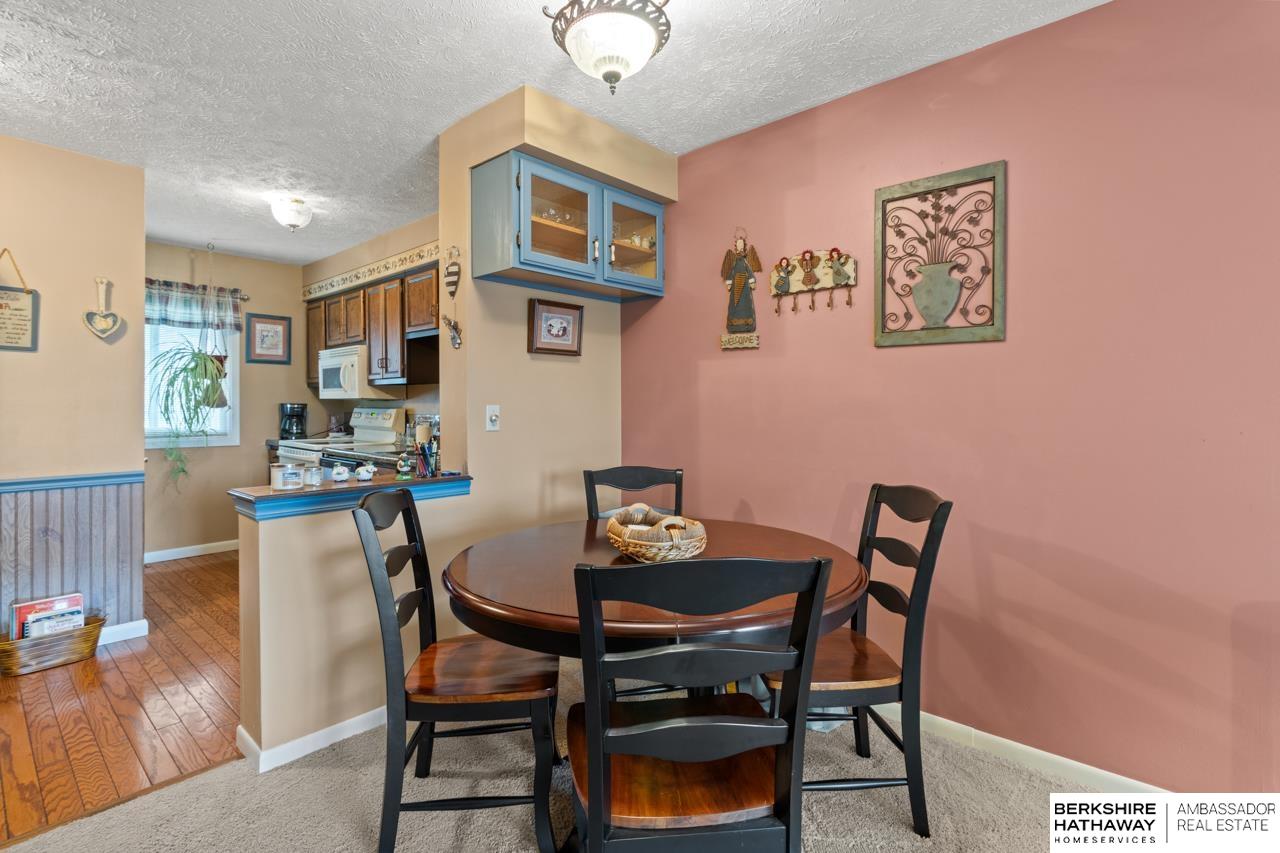 Bellevue, Nebraska 68123, United States, 2 Bedrooms Bedrooms, ,2 BathroomsBathrooms,Residential,Pending,144662