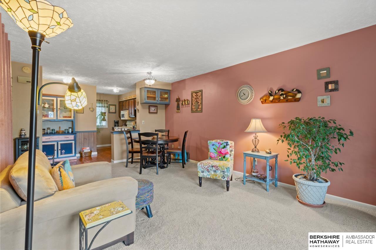 Bellevue, Nebraska 68123, United States, 2 Bedrooms Bedrooms, ,2 BathroomsBathrooms,Residential,Pending,144662