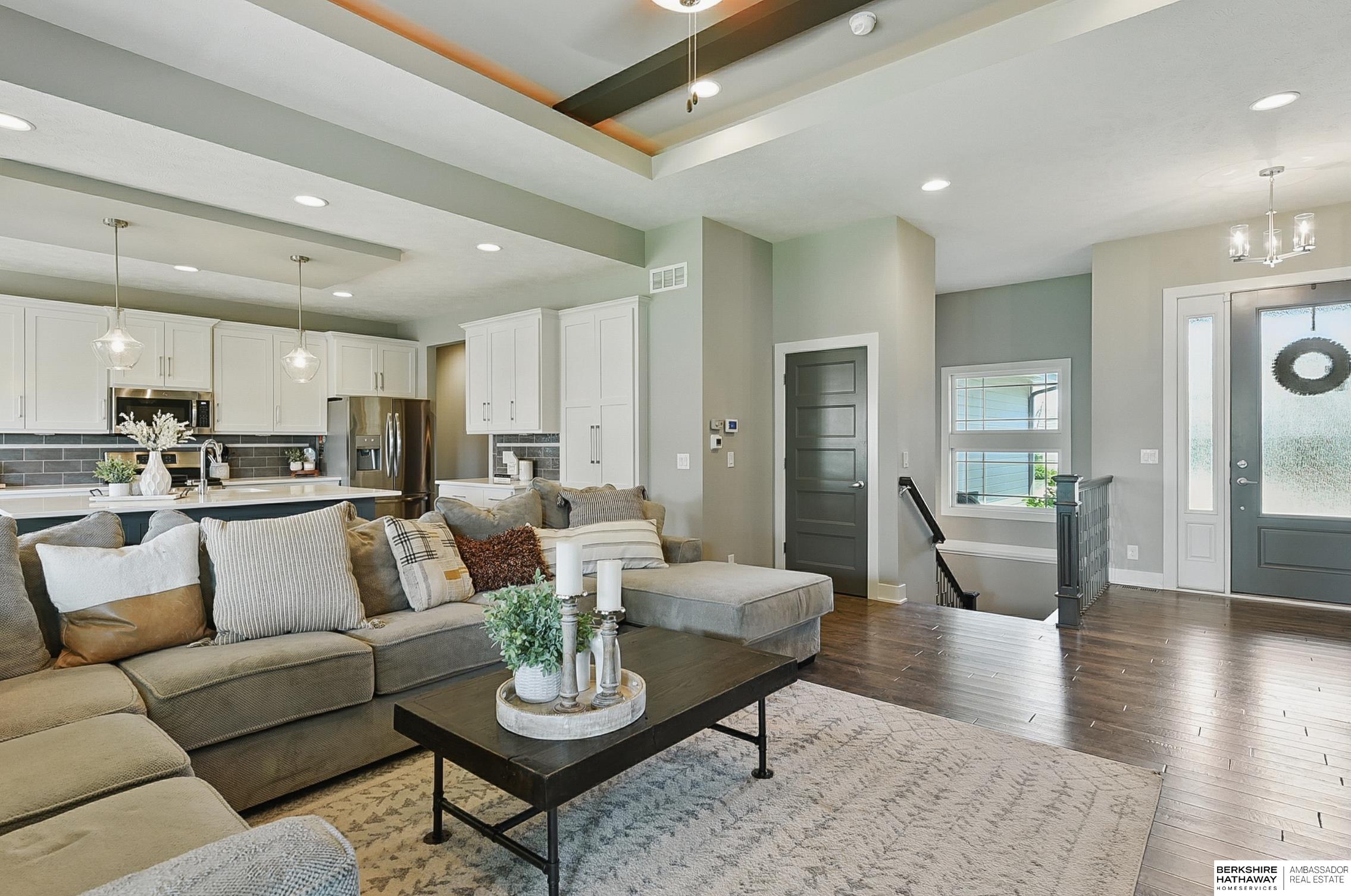 Elkhorn, Nebraska 68022, United States, 5 Bedrooms Bedrooms, ,3 BathroomsBathrooms,Residential,Active,153425