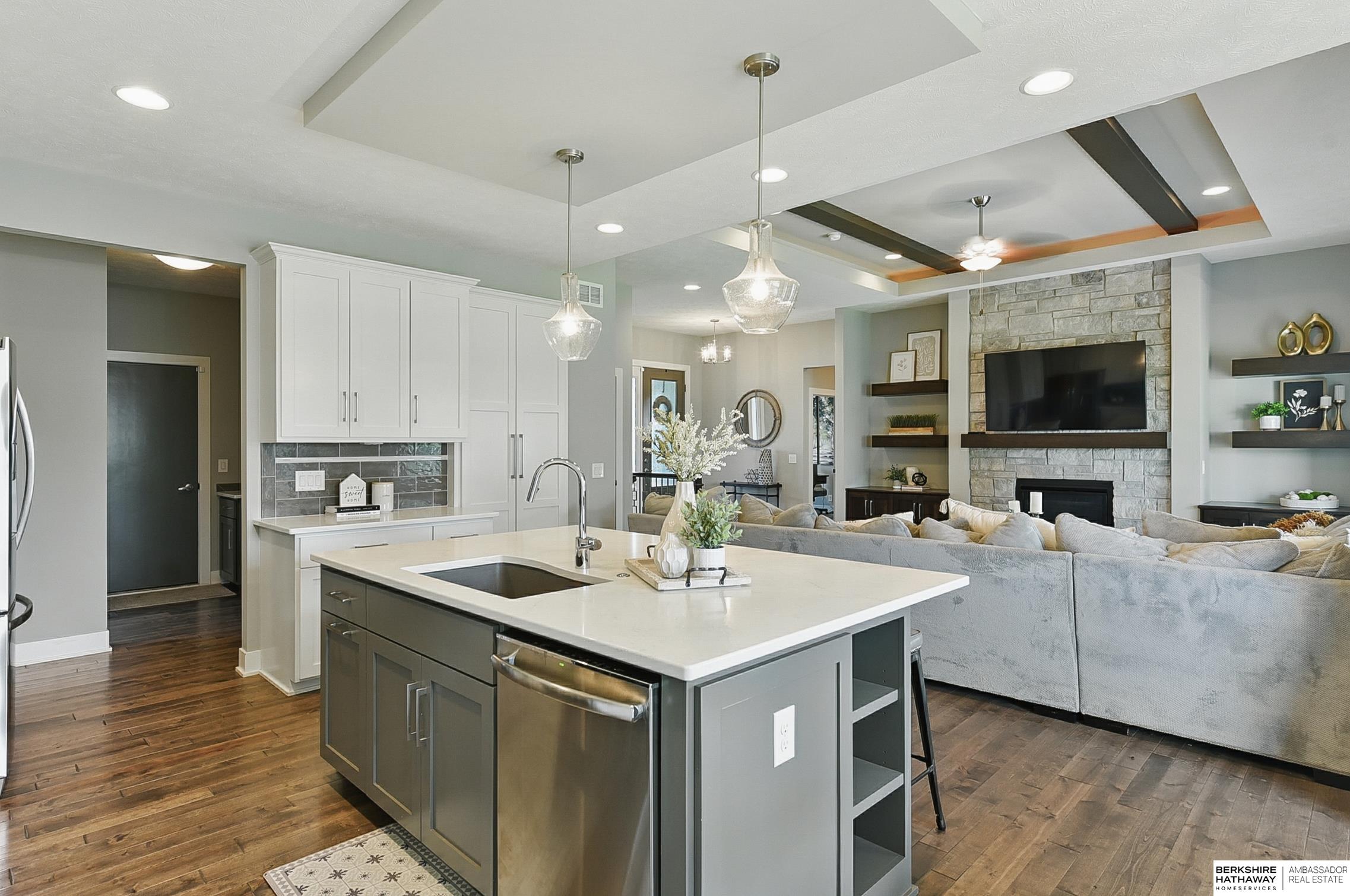 Elkhorn, Nebraska 68022, United States, 5 Bedrooms Bedrooms, ,3 BathroomsBathrooms,Residential,Active,153425