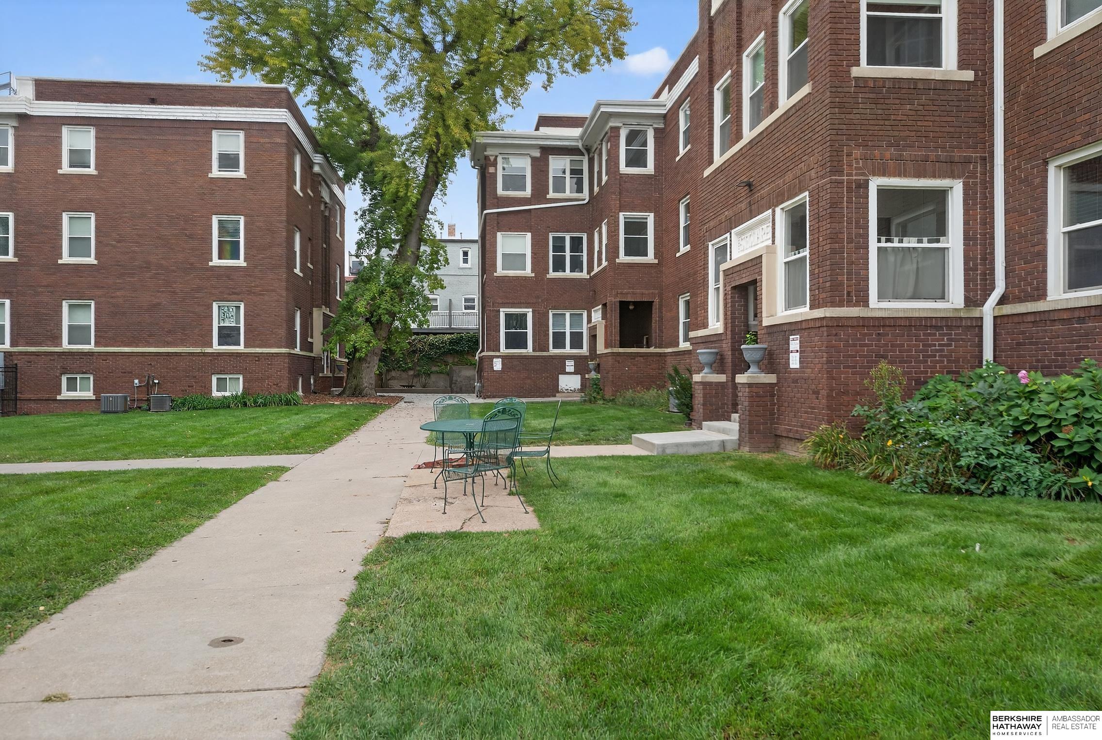 Omaha, Nebraska 68102, United States, 1 Bedroom Bedrooms, ,1 BathroomBathrooms,Residential,Active,237678