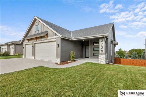 Photo of 2728 N 191 Avenue, Omaha, NE 68022 (MLS # 22621112)