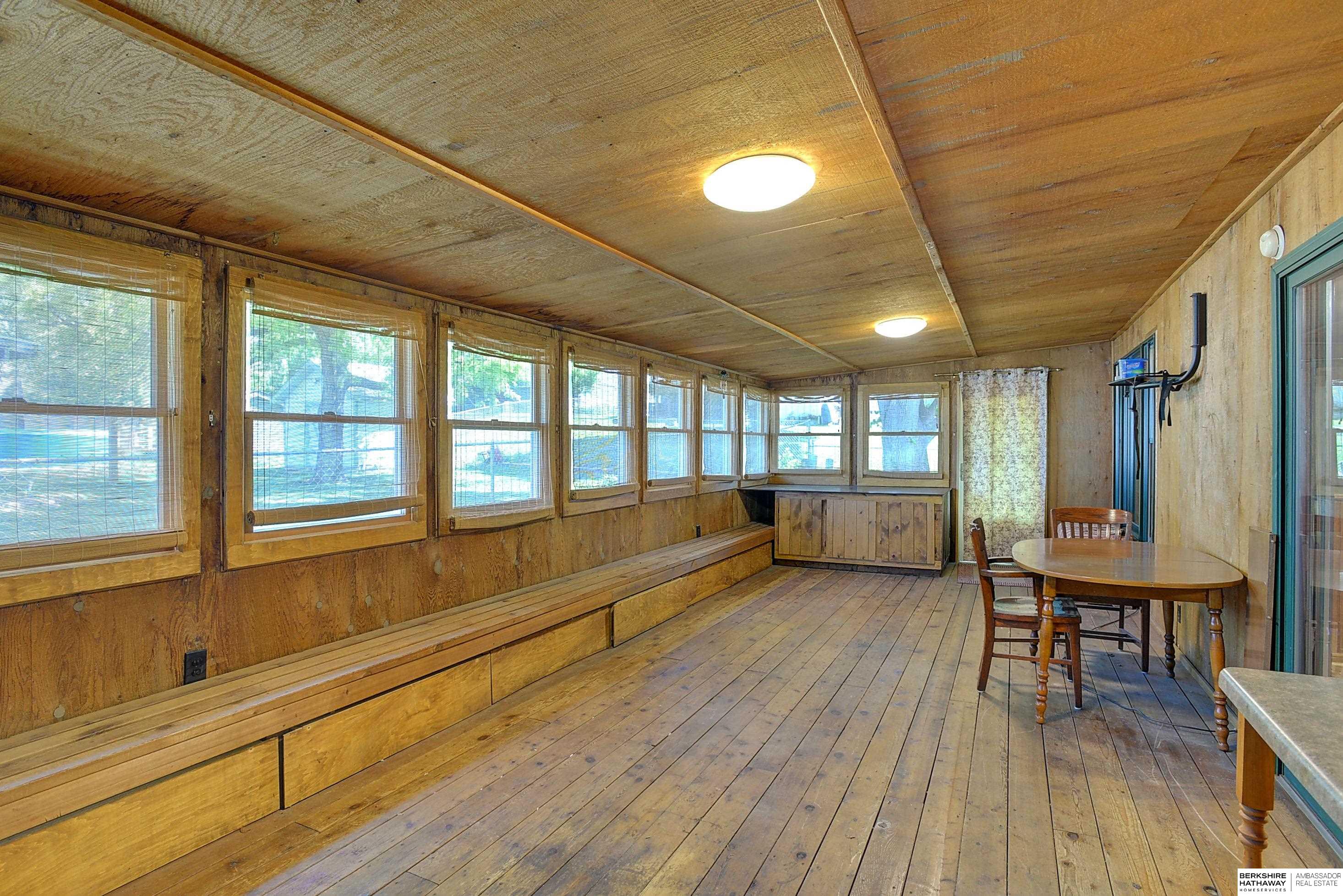 Omaha, Nebraska 68137, United States, 3 Bedrooms Bedrooms, ,2 BathroomsBathrooms,Residential,Pending,133412