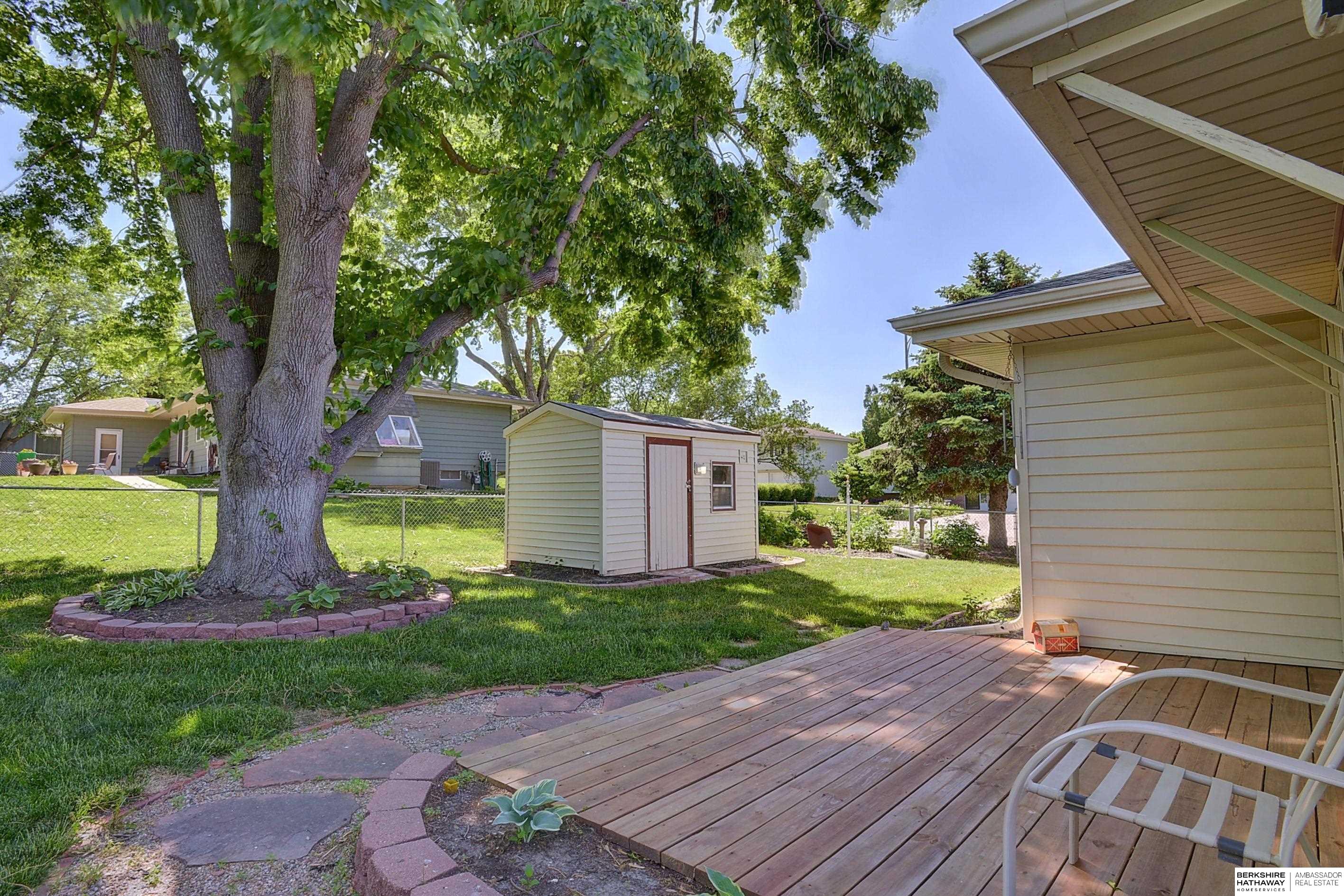 Omaha, Nebraska 68137, United States, 3 Bedrooms Bedrooms, ,2 BathroomsBathrooms,Residential,Pending,133412