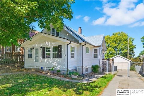 Photo of 1432 Pasadena Avenue, Omaha, NE 68107 (MLS # 22530660) Photo of 1432 Pasadena Avenue, Omaha, NE 68107 (MLS # 22530660)