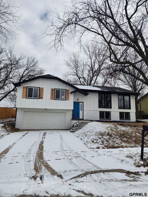 Photo of 12735 S 38Th Street, Bellevue, NE 68123 (MLS # 22602935)