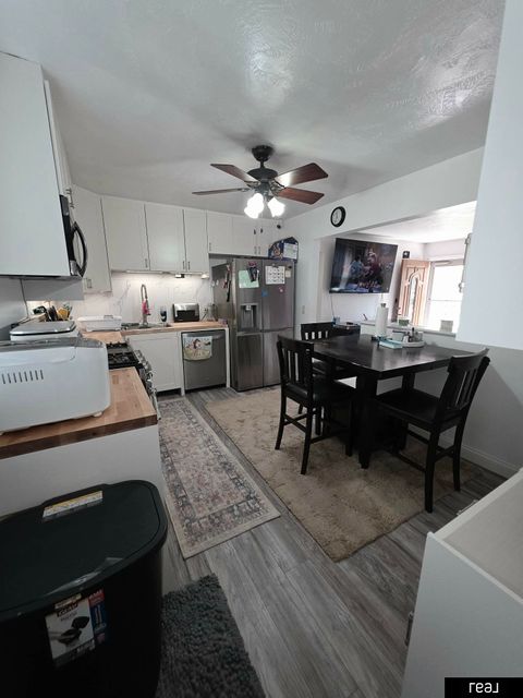 Photo of 8616 B Street, Omaha, NE 68124 (MLS # 22610526)