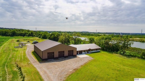 Photo of 10515 Whitney Road, Springfield, NE 68059 (MLS # 22624401)
