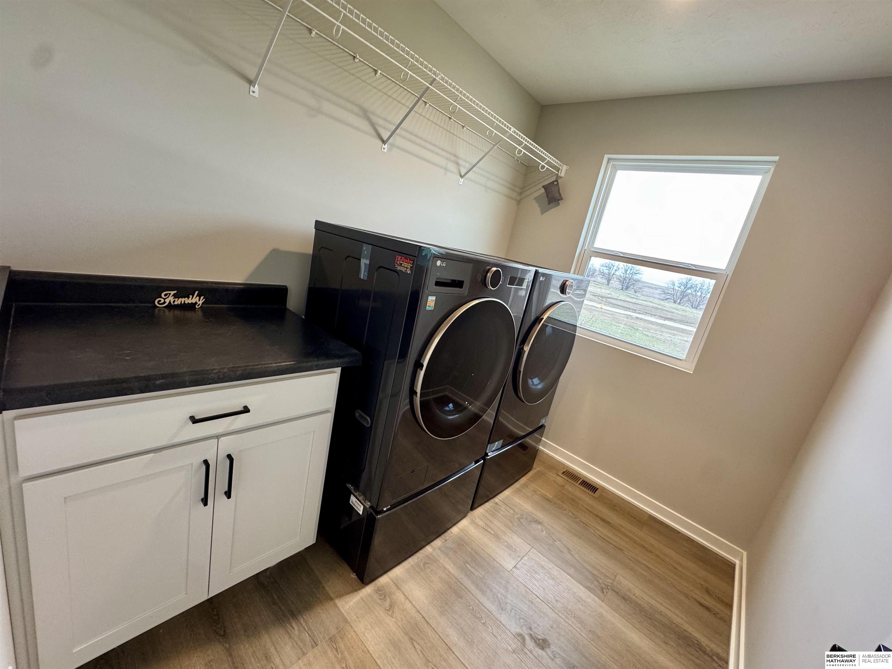 Omaha, Nebraska 68136, United States, 4 Bedrooms Bedrooms, ,2 BathroomsBathrooms,Residential,Active,107755