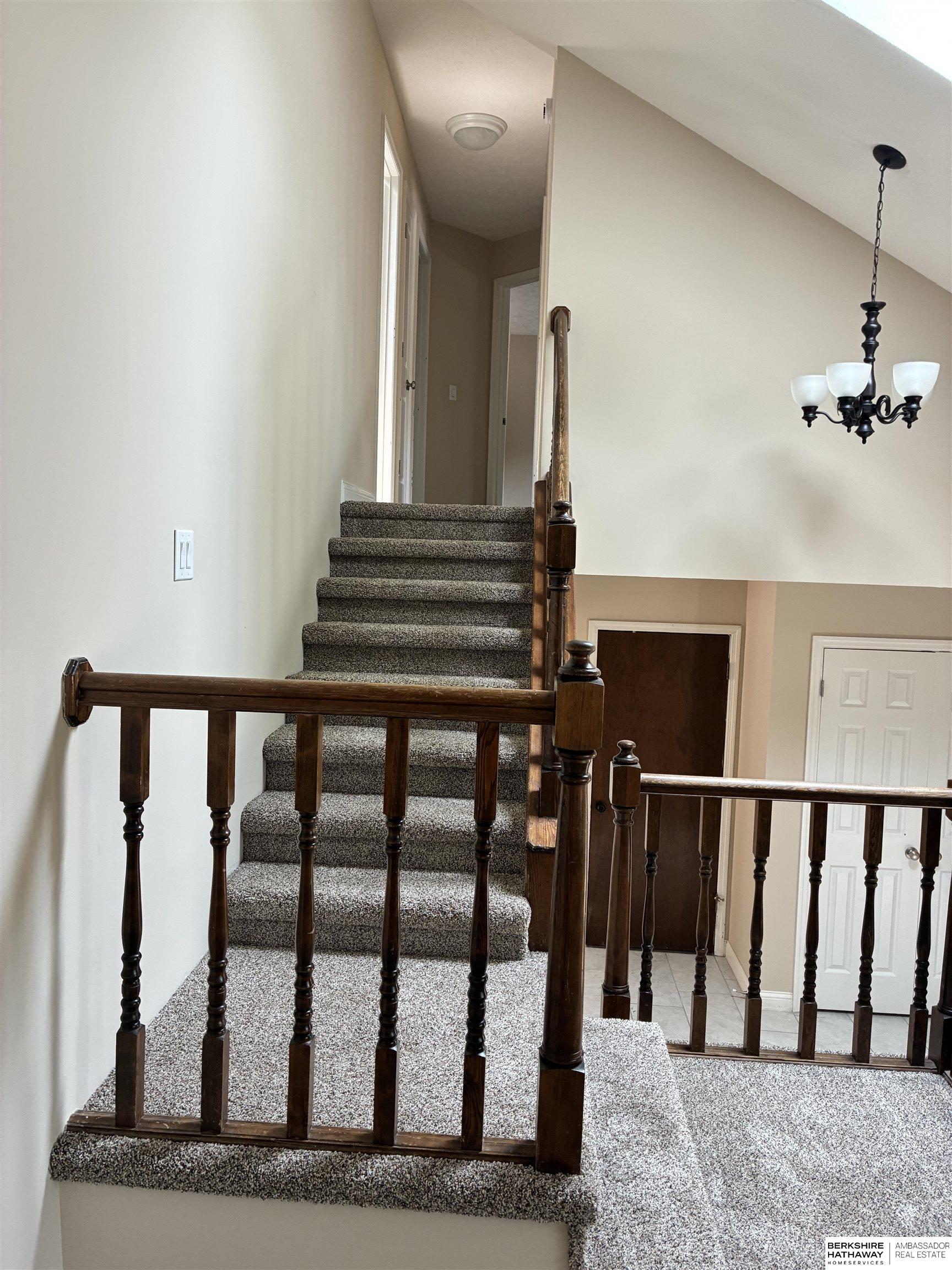 Papillion, Nebraska 68046, United States, 4 Bedrooms Bedrooms, ,3 BathroomsBathrooms,Residential,Pending,195760