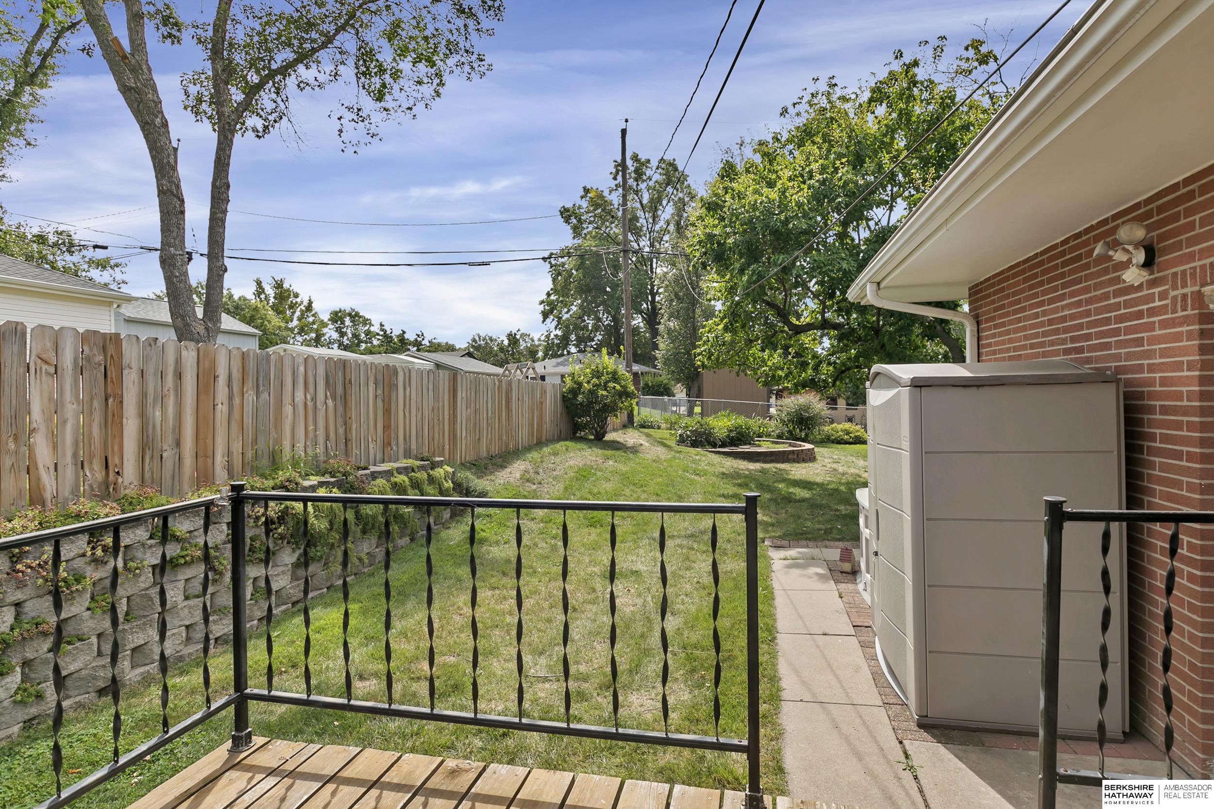 Lincoln, Nebraska 68505, United States, 3 Bedrooms Bedrooms, ,2 BathroomsBathrooms,Residential,Active,200779