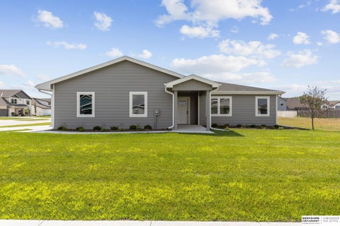 Photo of 1216 Valley View Street, Valley, NE 68064 (MLS # 22620397)