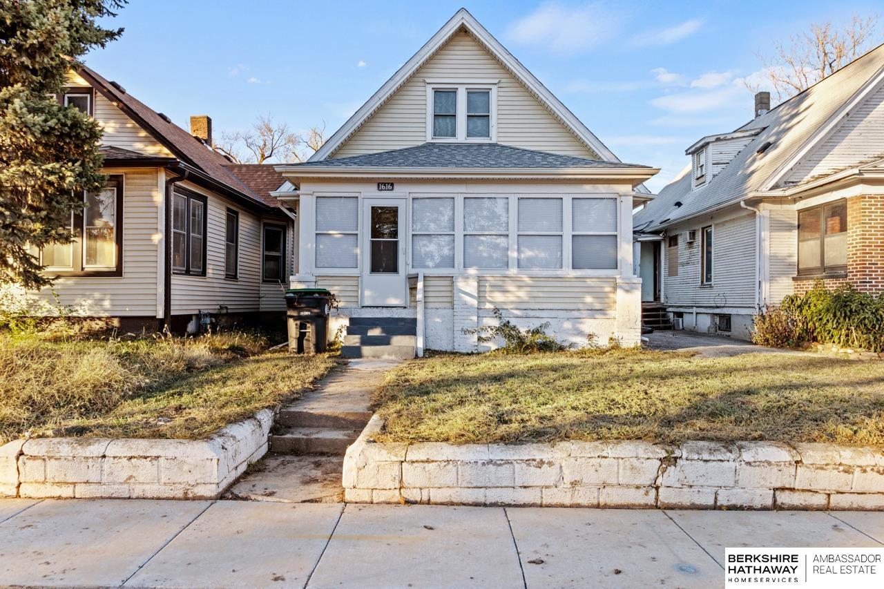 Omaha, Nebraska 68110, United States, 4 Bedrooms Bedrooms, ,1 BathroomBathrooms,Residential,Active,251335