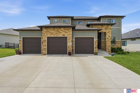 Photo of 8225 S 97th Street, Lincoln, NE 68526 (MLS # 22615643)