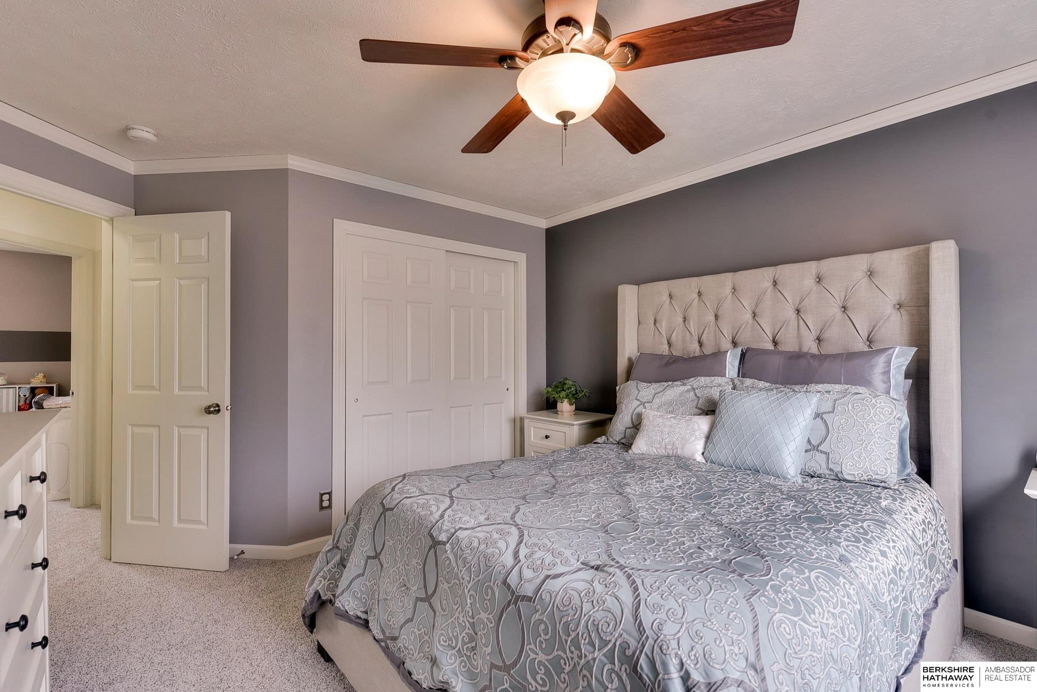 Omaha, Nebraska 68136, United States, 3 Bedrooms Bedrooms, ,2 BathroomsBathrooms,Residential,Pending,119008