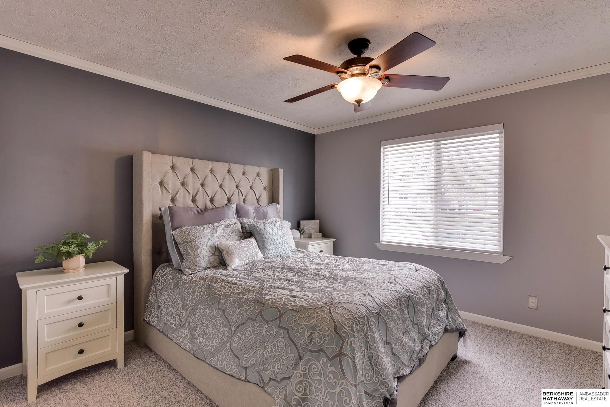 Omaha, Nebraska 68136, United States, 3 Bedrooms Bedrooms, ,2 BathroomsBathrooms,Residential,Pending,119008